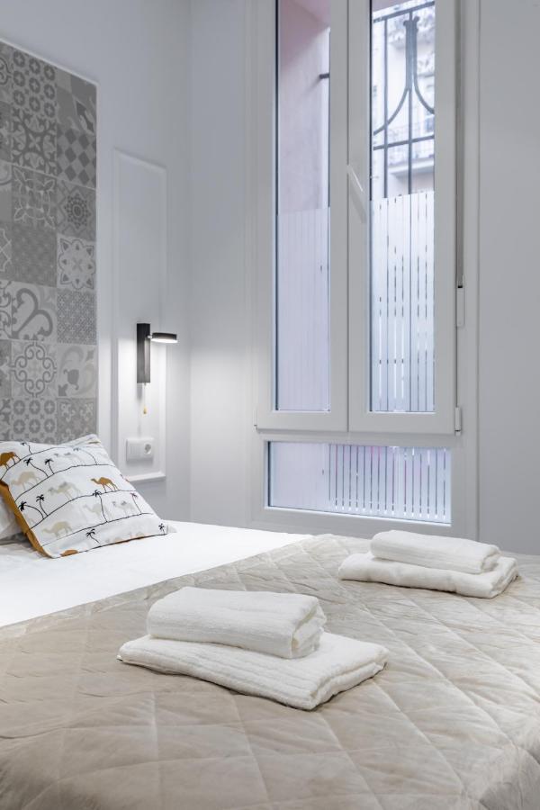 Room Close To City Centre Valencia Buitenkant foto