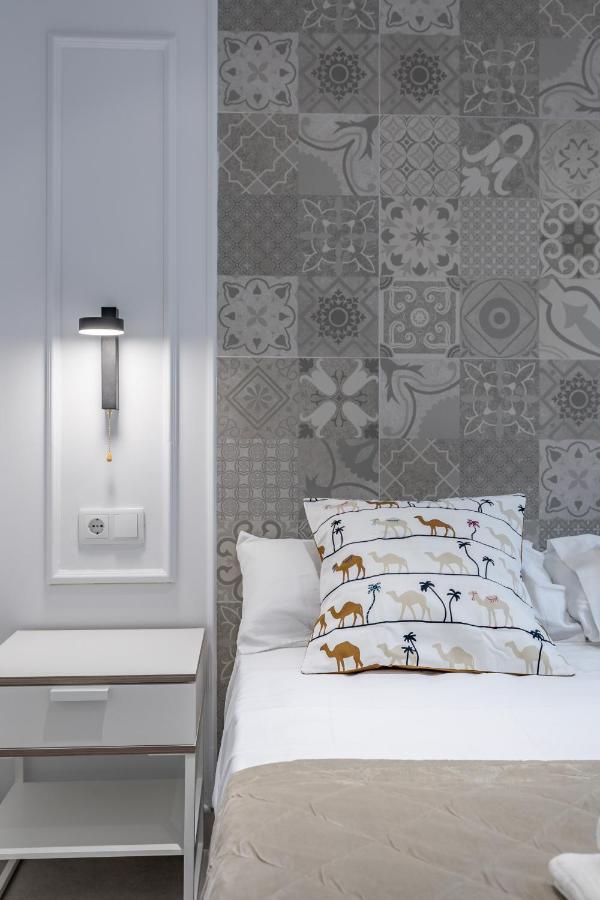Room Close To City Centre Valencia Buitenkant foto